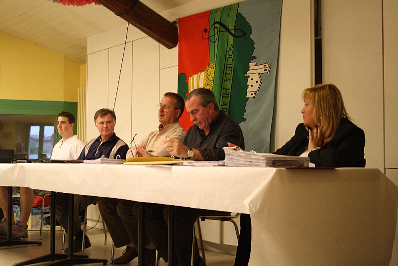 assemblea_e_cena_sociale_2011 (009).jpg